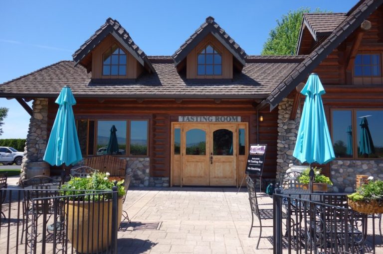 Yellowhawk Resort and Sparkling House Visit Walla Walla